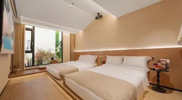 Люкс Superior One Meter Time Art Lodge（Tao Jingdezhen Tao Xichuan Cultural and Creetive Street shop）