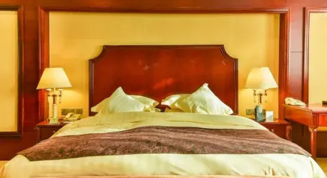 Люкс Deluxe Yingtong Hotel