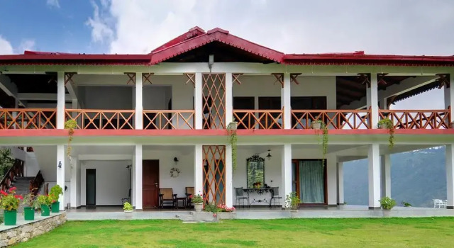 Dyo - The Organic Village Resort, Rezervovat Lázně / Resort Pangot Uttarakhand