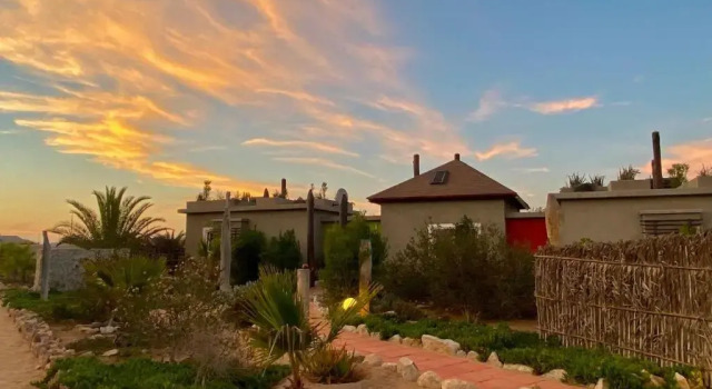 Bungalow Deluxe Desert Breeze Lodge
