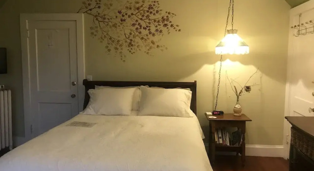 Howarth House B&B, Rezervovat Penzión se snídaní Fitchburg Massachusetts