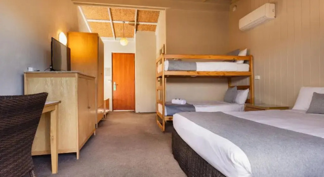 Семейный номер Standard Torquay Hotel/Motel