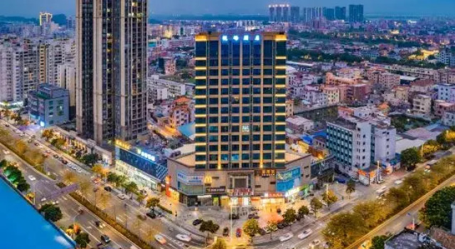 Foshan Yuefeng High-altitude Garden Panorama Hotel (Jiujiangzhen Xinji Plaza), Book Hotel Jiujiang Guangdong