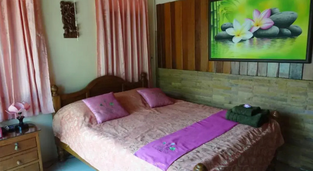Номер Standard с красивым видом из окна Hidden Holiday House