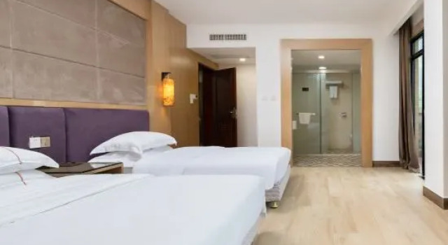 Люкс Lotus Mountain Hot Spring Resort