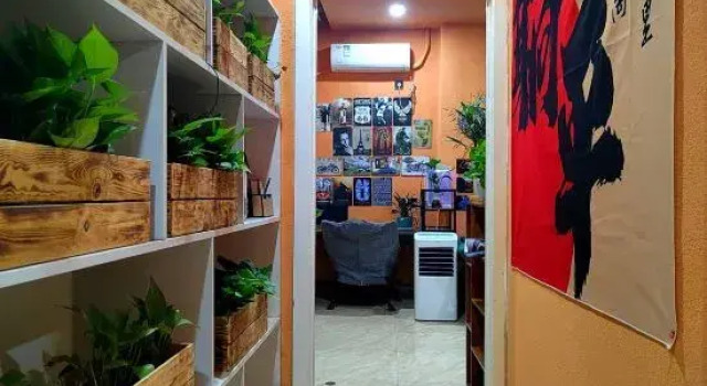 Huake Youth Hostel, Prenota Ostello Hotel a Xinjiang con parcheggio, Parcheggio