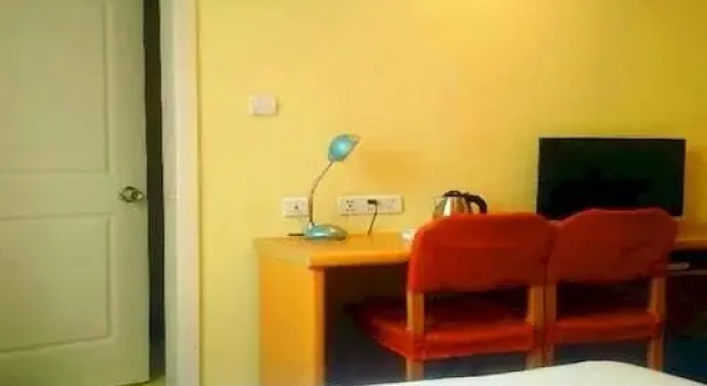 Homeinn · neo (Taicang Xinhua West Road), Book Hotel Hoteller i Suzhou med parkering, Parkering