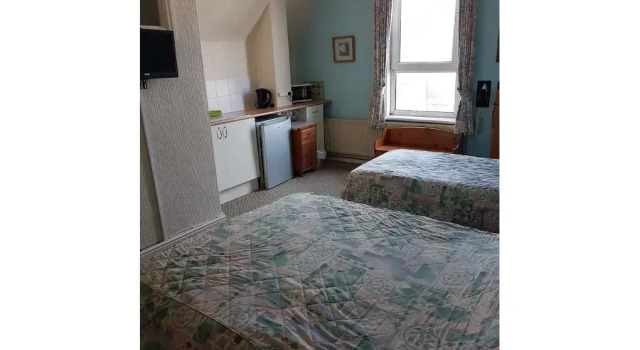 Cumbria Guest House, Забронировать Отель Отели Литам-Сент-Эннс с завтраком, Завтраки