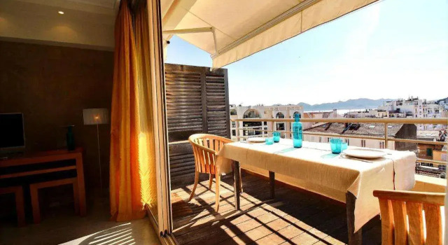 Grand Hotel Cannes Apartment, Забронировать Апартаменты/квартира Отели Канн с бассейном, рядом с Le Croisette Casino Barriere de Cannes, Бассейн