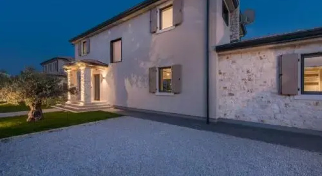 Exclusive Living Villas