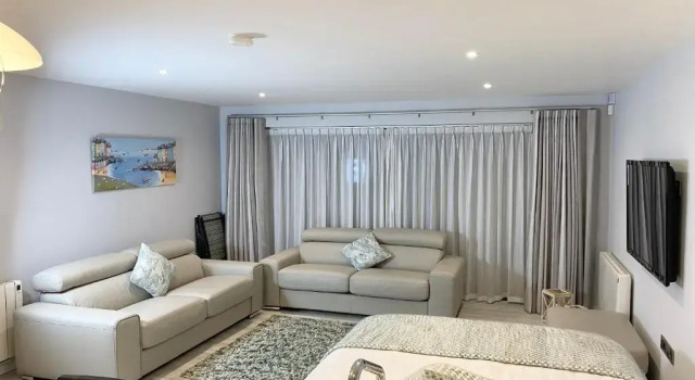Апартаменты The North Cove, 20m to the Sea, Modern Apartment