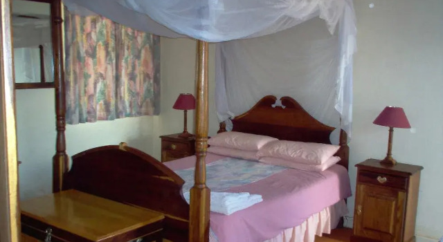 Seeheim Hotel, Book Hotel Hoteller i Seeheim med parkering, Parkering