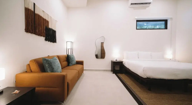Люкс Deluxe The Looking Glass Hotel