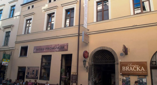 Pergamin Apartments
