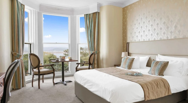Двухместный номер Standard с видом на море Royal Beacon Hotel