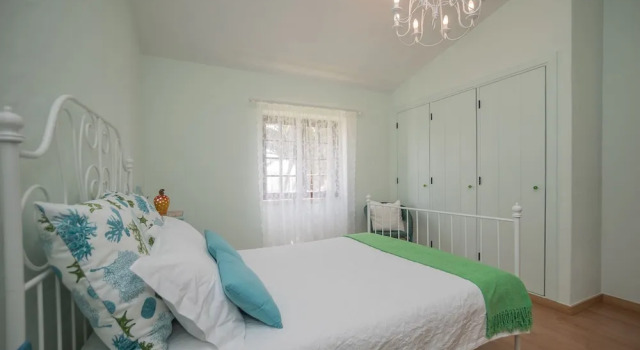 Люкс Ericeira Villa Surf Camp Hostel