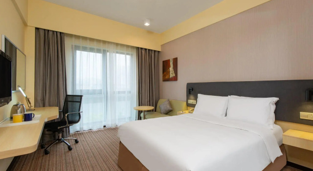 Двухместный номер Standard Holiday Inn Express Shanghai Putuo by IHG