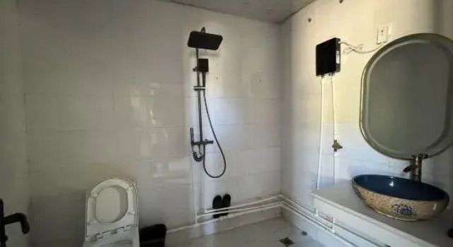 Zongsari Hotel, Book Hotel Tongren Qinghai