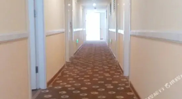 Xinrujia Hotel