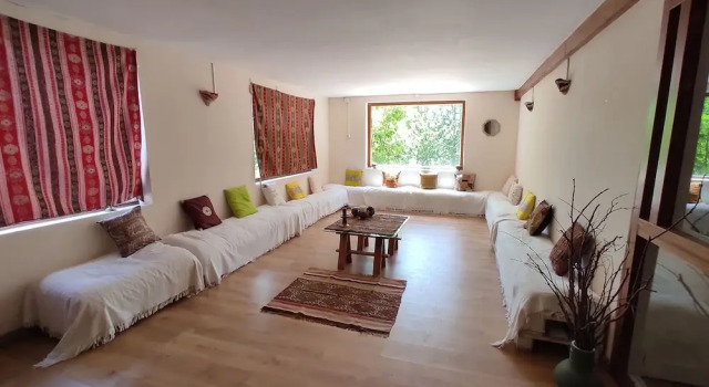 Jardín Mandala - Hotel Rural "Los Tilos"- Montaña Palentina, Buchen Sie Hotel Brañosera 