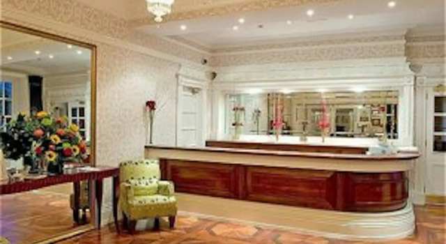 Bunratty Castle Hotel & Leisure Club, BW Premier Collection, Book Hotel Hoteller i Clare med pool, Swimmingpool