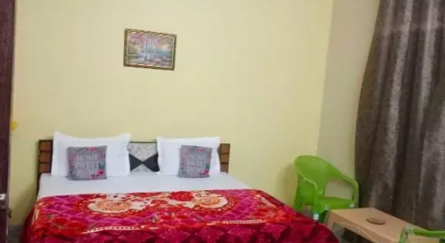OYO Yuvraj Palace, Varaa Hotelli Faridabad Haryana