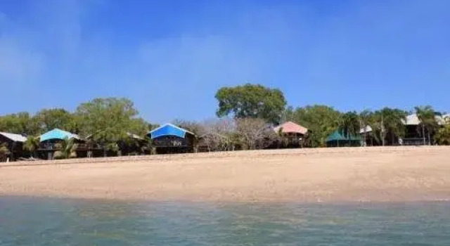 Crab Claw Island Resort, Забронировать Курортный отель Остров Клешней Краба 