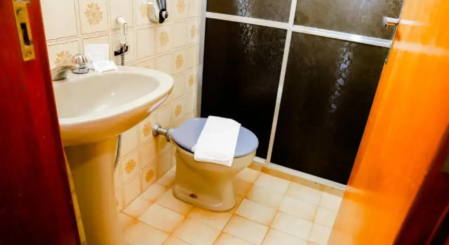 Трёхместный номер Economy Hotel Rezende