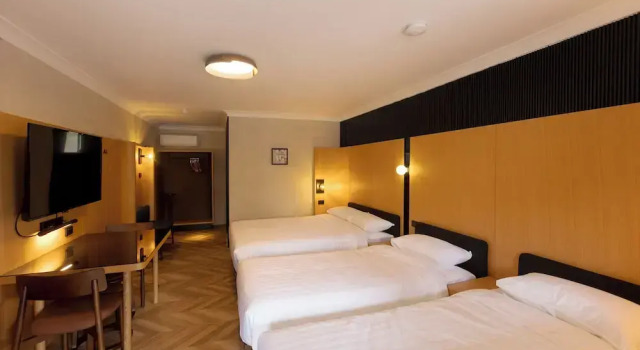 Четырёхместный номер Deluxe Mu S Boutique Motel "Matthew Flinders"