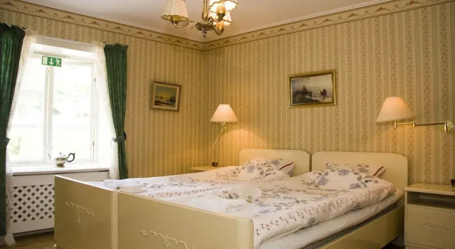 Garvaregården Hotel , B&B och Café, Забронировать Отель «постель и завтрак» Отели Аскерсунд 3 звезды, 3*