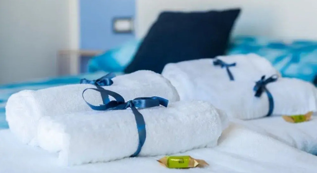 Attico Oltremare B&B, Buchen Sie Hotel Fuorigrotta Neapel