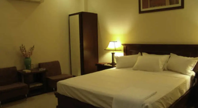 Raj One Hotel