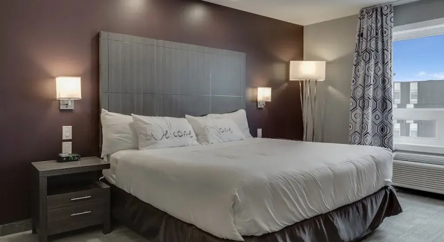 Люкс Business Home Inn & Suites Saskatoon South