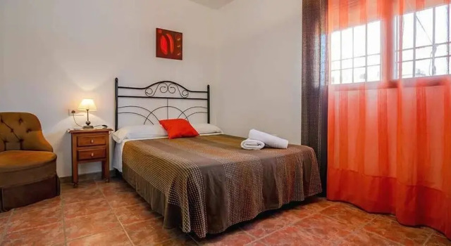 El Olmo, Reservar Hotel Posadas Madrid