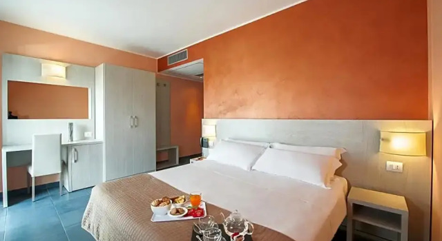 Camera Comfort Hotel Testani Colleferro