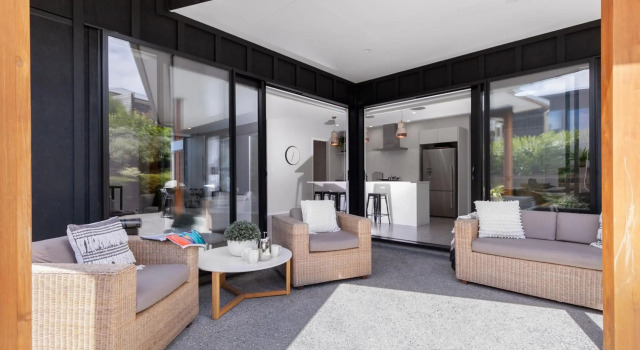 Stylish Villa Escape - Matakana Holiday Home, Забронировать Вилла Матакана регион Окленд