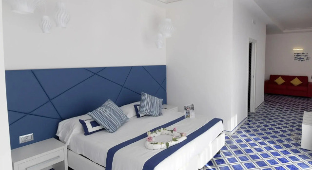 Palazzo San Giovanni, Book Hotel Hoteller i Pontone med parkering, Parkering