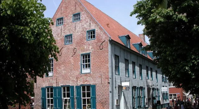 Hohes Haus, Reservar Hotel Krummhoern Cuxhaven