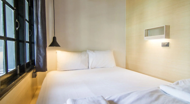 Box Poshtel