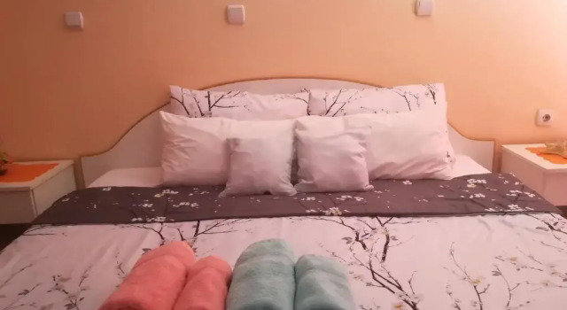 Karoski Apartments & Suites, Забронировать Апартаменты/квартира Недорогие отели Охрид, рядом с Автостанция Охрид, недорого