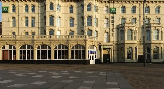 Clifton Private Hotel