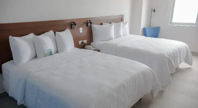 Двухместный номер Standard с балконом Garner Hotel Mazatlan Beach by IHG