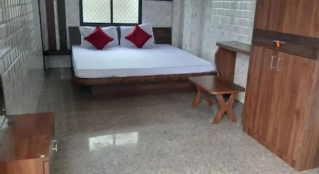 Goroomgo Sea Smile Lodge Puri