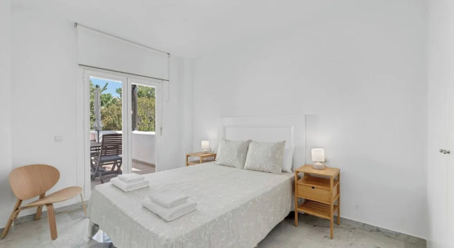 Апартаменты Family Beach Apartment With Pool