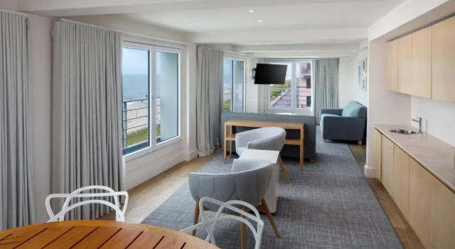 Двухместный люкс oceanfront Allegria Hotel