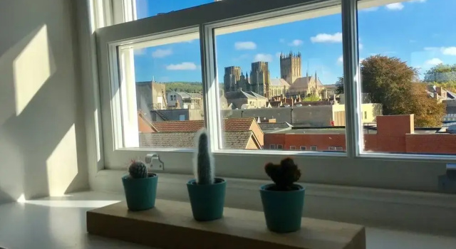 Апартаменты c 1 комнатой с балконом Stylish Wells Penthouse With Cathedral Views