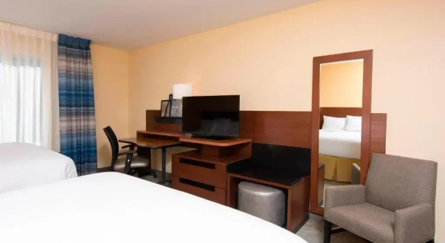 Четырёхместный номер Standard Fairfield Inn & Suites Tampa Westshore / Airport