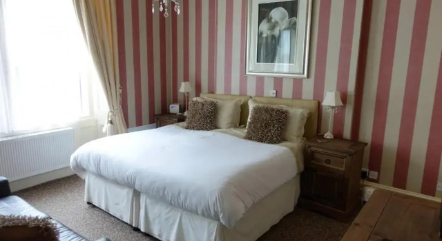 Четырёхместный номер Superior Oakover Guest House