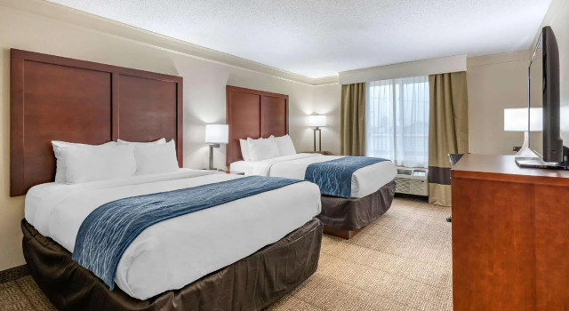 Четырёхместный номер Standard Comfort Inn & Suites Heath - Newark South