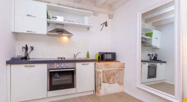 Люкс Comfort RAFAEL Rooms & Apartments Old Town by DuHomes